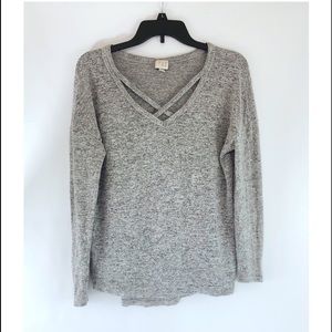 SALE 4/$10 ✨ charcoal grey heathered sweater top